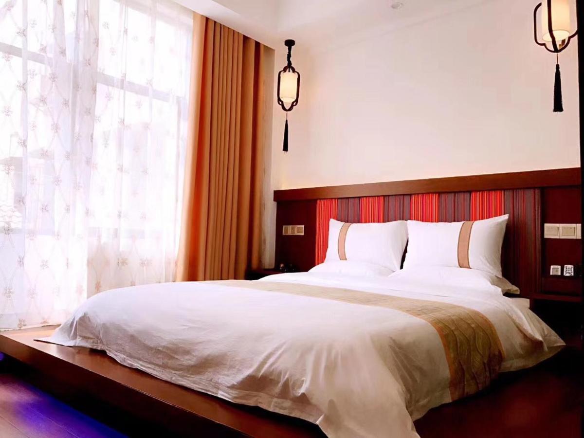 Family Hotel จางเจียเจี้ย ภายนอก รูปภาพ